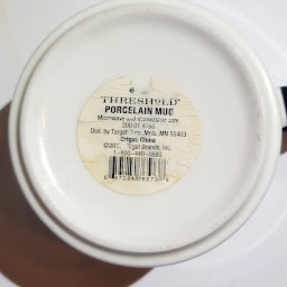 THRESHOLD PORCELAIN WHITE MUG "MY BEST FRIEND HAS FOUR PAWS" - Picture 4 of 4